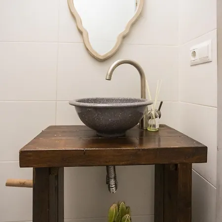 Naim Centro Gasthuis Málaga